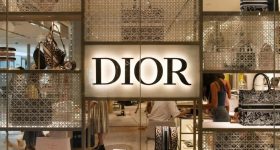 Luxury Brand: ఆ లగ్జరీ బ్రాండ్స్ మీ జేబులకు ఎలా చిల్లు పెడుతున్నాయో తెలిస్తే షాక్ అవుతారు