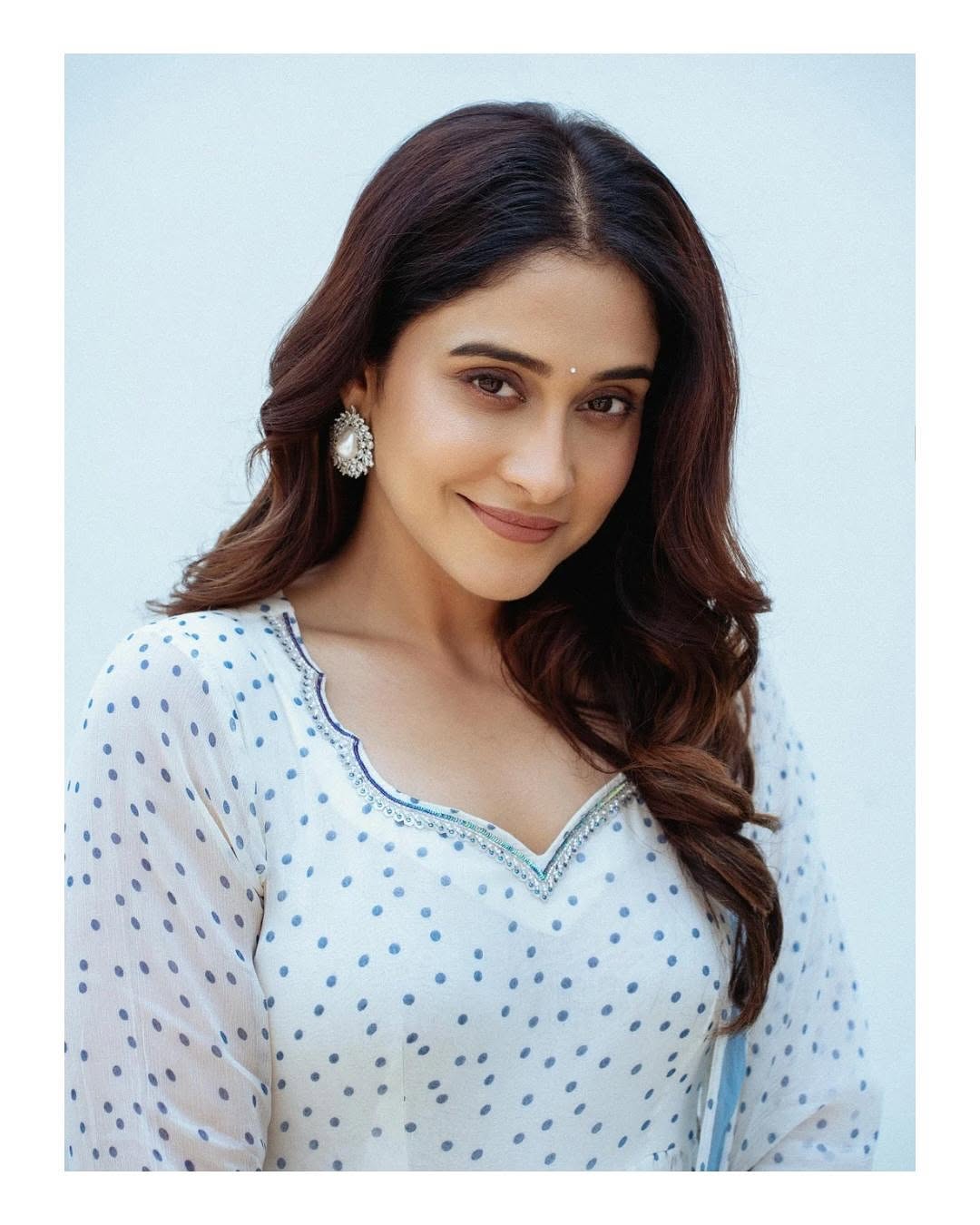 Actress Regina Cassandra Photo Gallery