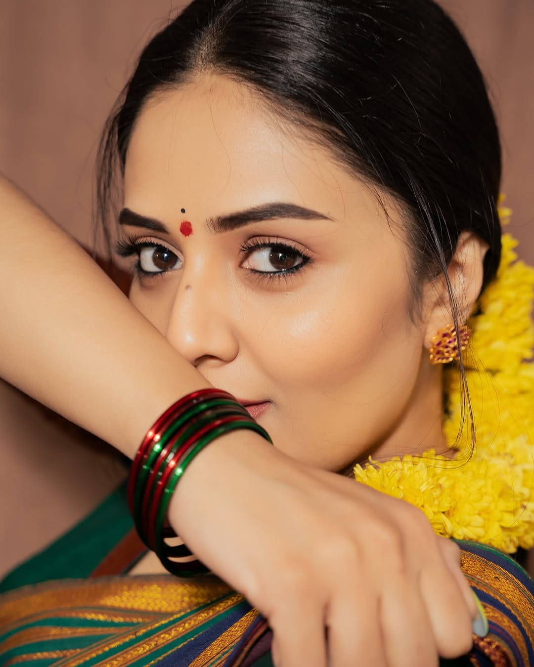 Actress Sree Mukhi Photo Gallery