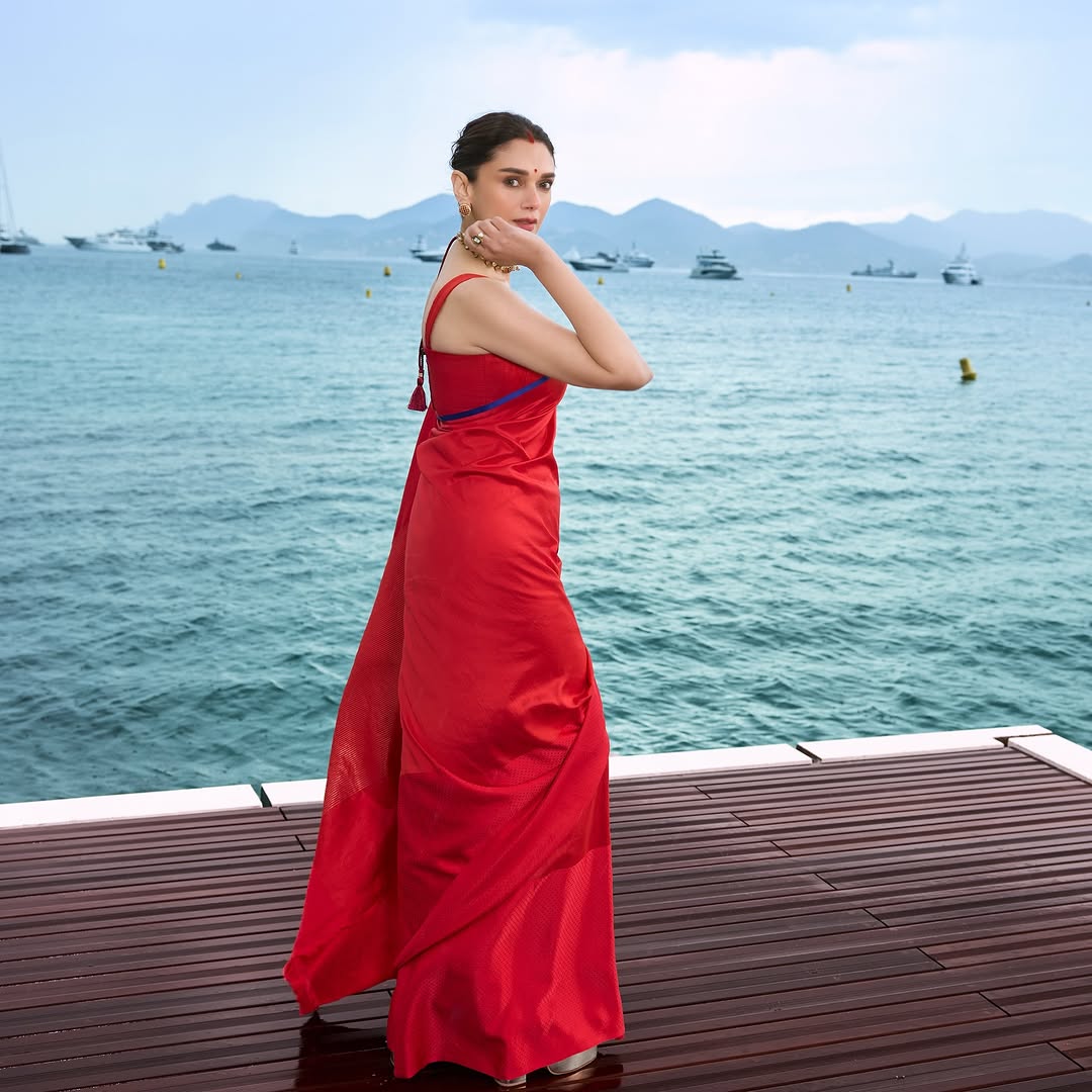 Aditi Rao Hydari Photo Gallery