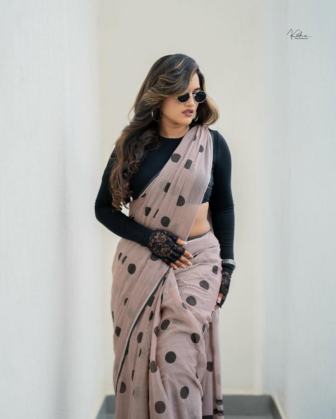 Sravanthi Chokarapu Photo Gallery  