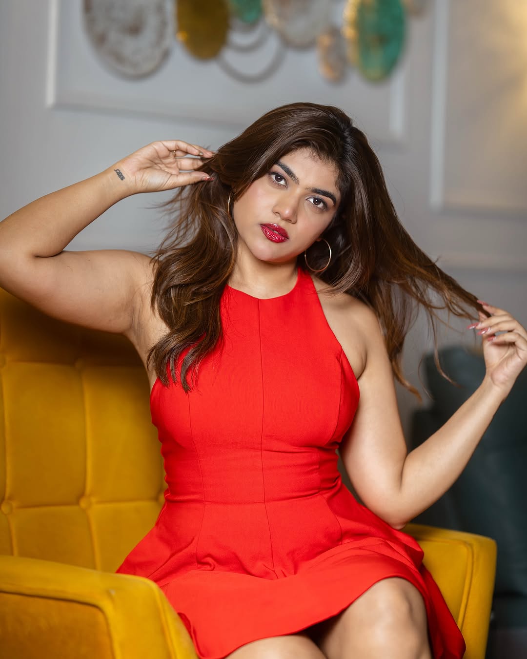 Rithu Chowdary (Source: Instragram) Actress Rithu Chowdary Photo Gallery