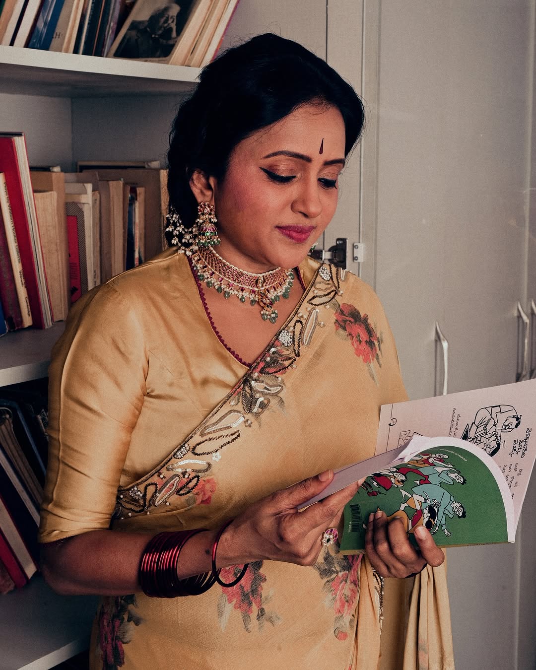 Actress Suma Kanakala Photo Gallery