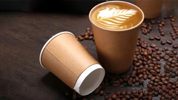 Tea Paper Cups: పేపర్ కప్పుల్లో టీ తాగుతున్నారా? అయితే మీరు ఆసుపత్రి బెడ్ ఎక్కాల్సిందే..