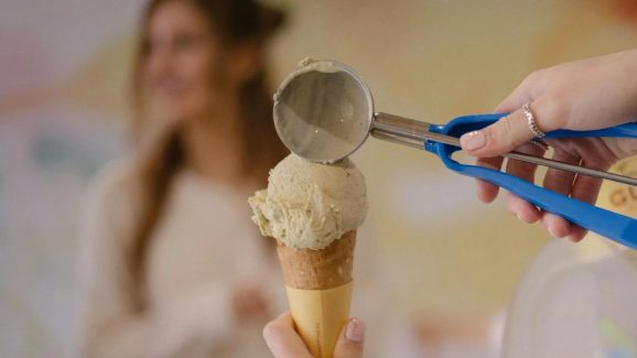 Weight loss: ఐస్ క్రీమ్ తింటే బరువు తగ్గుతారా? తాజా స్టడీలో ఏం తేలిందంటే?