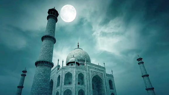 Taj Mahal: ఈ పౌర్ణమి రాత్రిలో కూర్చొని ప్రేమ చిహ్రాన్ని చూస్తే ఎంత మనోహరంగా ఉంటుందో..!