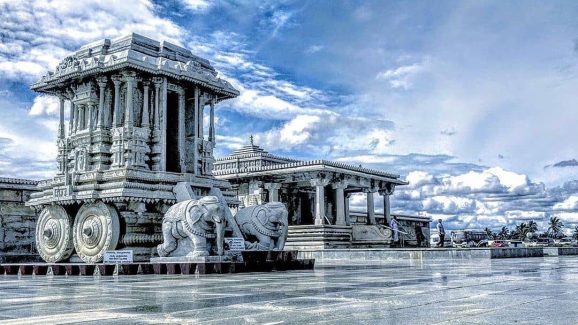 Gopal Temple: ఆ ఆలయంలో ఎప్పుడూ వేణు గానం వినిపిస్తుందట! దీని వెనక రహస్యం ఏంటి..?