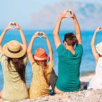 Travel Tips For Family: ఫ్యామిలీతో ట్రిప్ వెళ్తున్నారా ? ఈ టిప్స్ మీ కోసమే !
