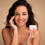 Skin Care: ముఖం తెల్లగా మెరిసిపోవాలా ? అయితే ఈ టిప్స్ మీ కోసమే!