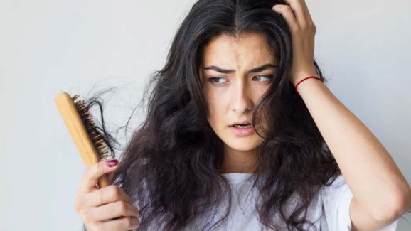 Tips For Hair Fall Control: జుట్టు రాలుతోందా ? అయితే.. ఈ టిప్స్ మీకోసమే