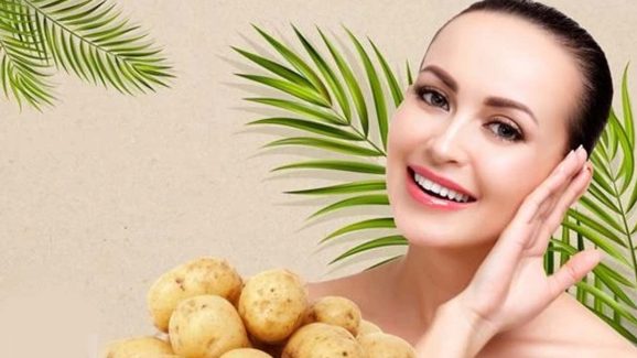 Potato For Skin: బంగాళదుంపతో ఈ ఒక్కటి కలిపి వాడితే.. తెల్లగా మెరిసిపోతారు
