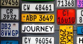 Number Plate: వాహన నంబర్ ప్లేట్లు ఎందుకని అన్ని రంగుల్లో ఉంటాయో తెలుసా?