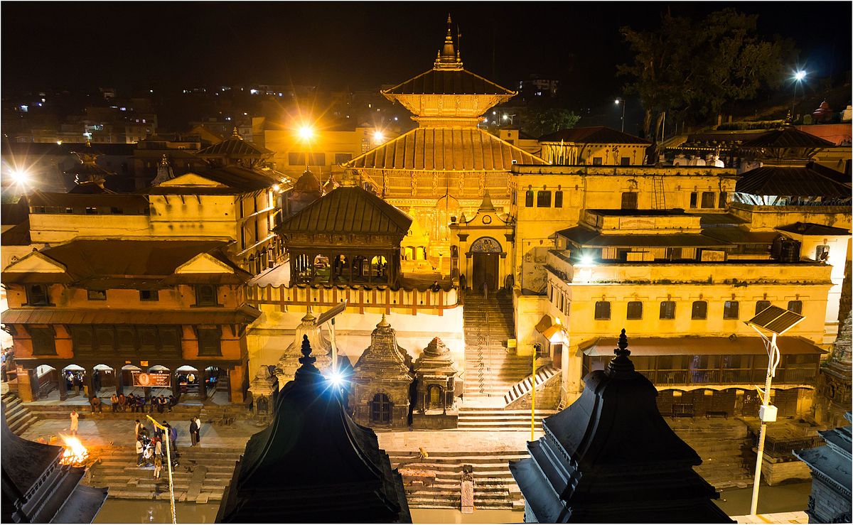 Pashupatinath Temple: వేల ఏళ్లుగా వెలుగుతూనే ఉన్న అఖండజ్యోతి.. ఆ అలయ రహస్యం ఇప్పటికీ అంతుచిక్కలేదు..!