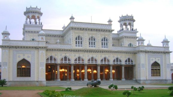 Chowmahalla Palace: హైదరాబాద్‌లో కొత్తగా వచ్చిన ఈ టూరిస్ట్ స్పాట్ గురించి తెలుసా?