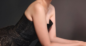 Aditi Rao Hydari : బ్లాక్ స్టైలిష్ డ్రెస్ లో మైండ్ బ్లాక్ చేస్తున్న అదితి.. అబ్బా ఎంత క్యూట్ గా ఉందో..