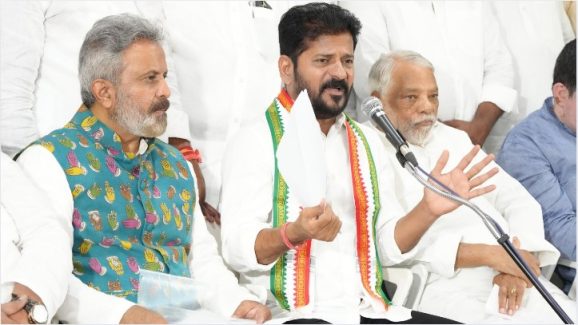 CM Revanth Reddy: సీక్రెట్ డాక్యుమెంట్ కాదు..  తెలంగాణ మోడల్‌కు సీఎం రేవంత్ డిమాండ్
