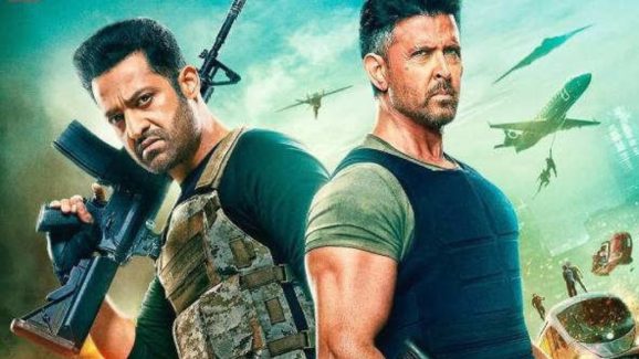 War 2 : టీజర్ తేడా కొట్టింది, సినిమా టీం పోస్ట్ పోన్ ప్లాన్ చేస్తుంది 