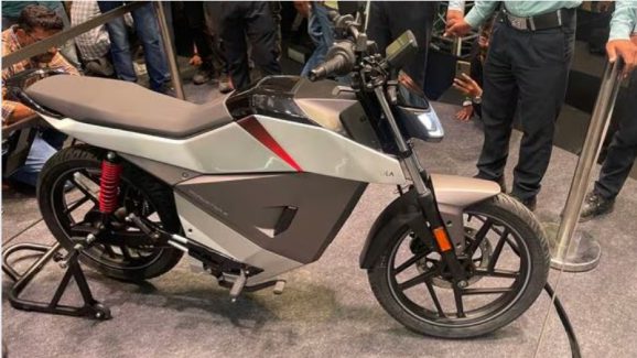 Ola Roadster x electric bike: సరుకు ఉందా, లేదా? ఓలా రోడ్‌స్టర్ ఎక్స్​ ఎలక్ట్రిక్​ బైక్ ఈనెలలో ఖయమా?