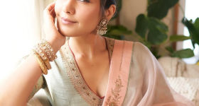 Alia Bhatt : చీరకట్టులో మెరిసిపోతున్న ఆలియా భట్.. ఫొటోస్ వైరల్..!