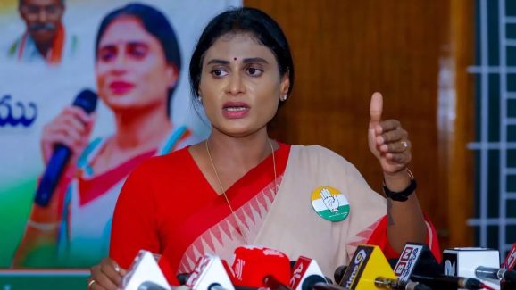 APCC Sharmila: అమరణ దీక్ష చేస్తాం.. వైఎస్ షర్మిల సంచల ప్రకటన