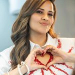 Anasuya: ట్రెండీ లుక్ లో అనసూయ.. హార్ట్ సింబల్ తో సరికొత్తగా..!
