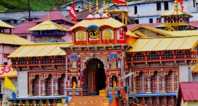 Badrinath temple: బద్రీనాథ్ వెళ్తున్నారా..? ఈ ఆరు పూర్తి చేయడం మరచిపోవద్దు