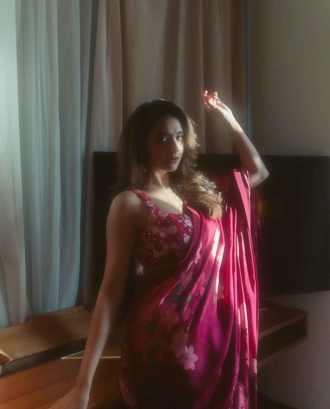 Keerthy Suresh: ఈ సుకుమారి సోయగానికి సూర్యుడు కూడా సిగ్గుపడతాడేమో కదా..!
