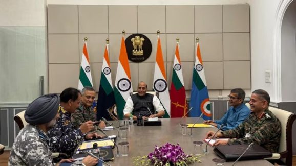 India Vs Pakistan War : జుజుబీ.. ఈ నవ్వులు చూస్తే పాక్ చచ్చిపోవాల్సిందే.. వార్ వన్‌సైడ్