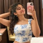 Saanve Megghana: సెల్ఫీతో చెమటలు పట్టిస్తున్న బ్యూటీ.. ఫోటోలు వైరల్!