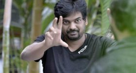 Ketika Sharma: పూల డ్రెస్సులో కేతిక శర్మ.. కవ్వించే చూపులతో ఫోటోలు