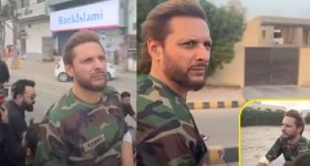 Shahid Afridi : ఇండియాపై యుద్ధం.. రోడ్ షో చేస్తూ రెచ్చిపోయిన పాకిస్తాన్ క్రికెటర్ ఆఫ్రిది