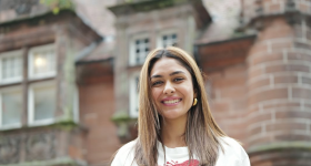 Mrunal Thakur : ఫారిన్ వీధుల్లో ఎంజాయ్ చేస్తున్న మృణాల్.. పిక్స్ సూపర్..