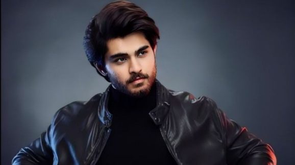 Roshan :పెద్ద డైరెక్టర్ తో మొదటి సినిమా ఫ్లాప్.. ఈసారైనా గట్టెక్కుతాడా.?