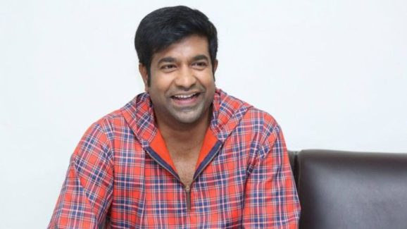 Vennela Kishore : ఆఫ్ట్రాల్ పాస్ పోర్ట్ కోసం మెగాస్టార్ మూవీనే వద్దనుకున్న..వెన్నెల కిషోర్