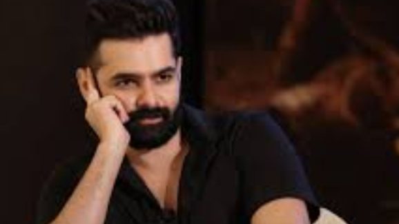 RAPO 22 Update : రామ్ సినిమాలో సూపర్ స్టార్… సరైన పాత్రకు సరైన హీరోనే పట్టారు