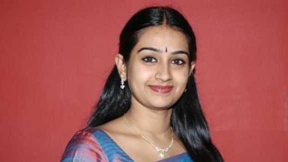 Laya: అప్పట్లో నా రెమ్యునరేషన్ అంతా.. రీ ఎంట్రీకి రెమ్యునరేషన్ ఎన్ని కోట్లంటే.!?