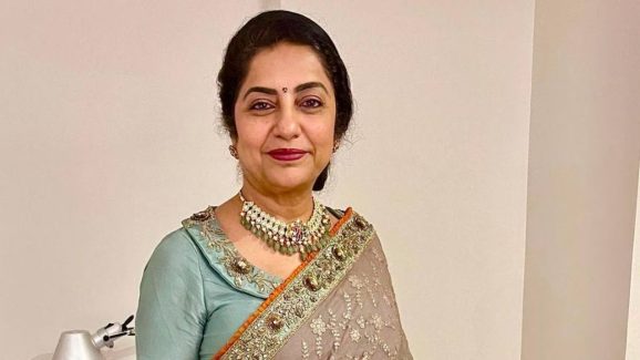 Suhasini : ఆ సినిమా చూసే మణిరత్నంతో ప్రేమలో పడిపోయా..