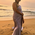Sriya Reddy : చూపులతోనే కుర్రాళ్లను కవ్విస్తున్న సలార్ బ్యూటీ.. ఏముంది అబ్బా..