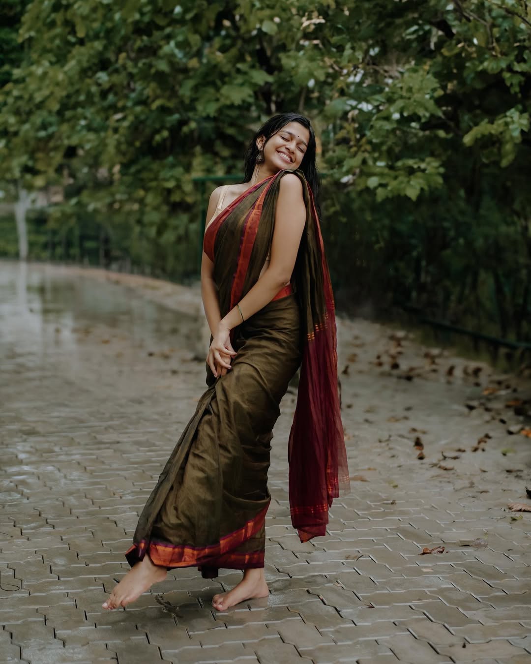 Actress Ananthika Sanil Kumar Photo Gallery