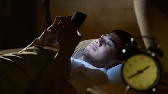 Lack Of Sleep: రాత్రి 6 గంటల కన్నా తక్కువ నిద్రపోతే.. జరిగేదిదే !