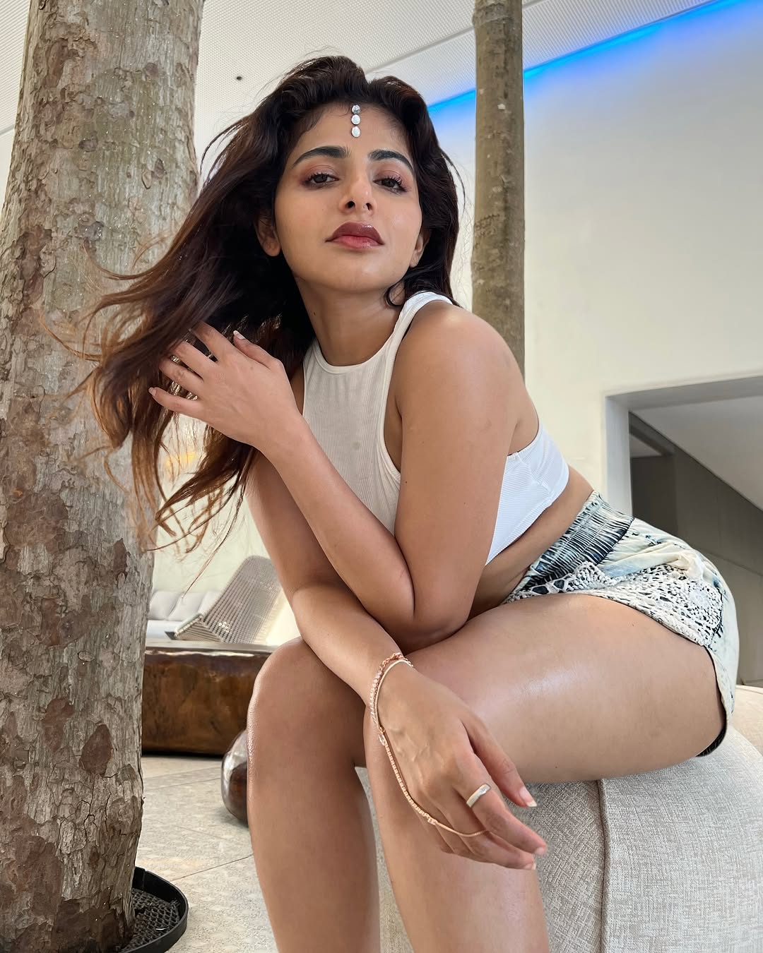 Iswarya Menon Photo gallery