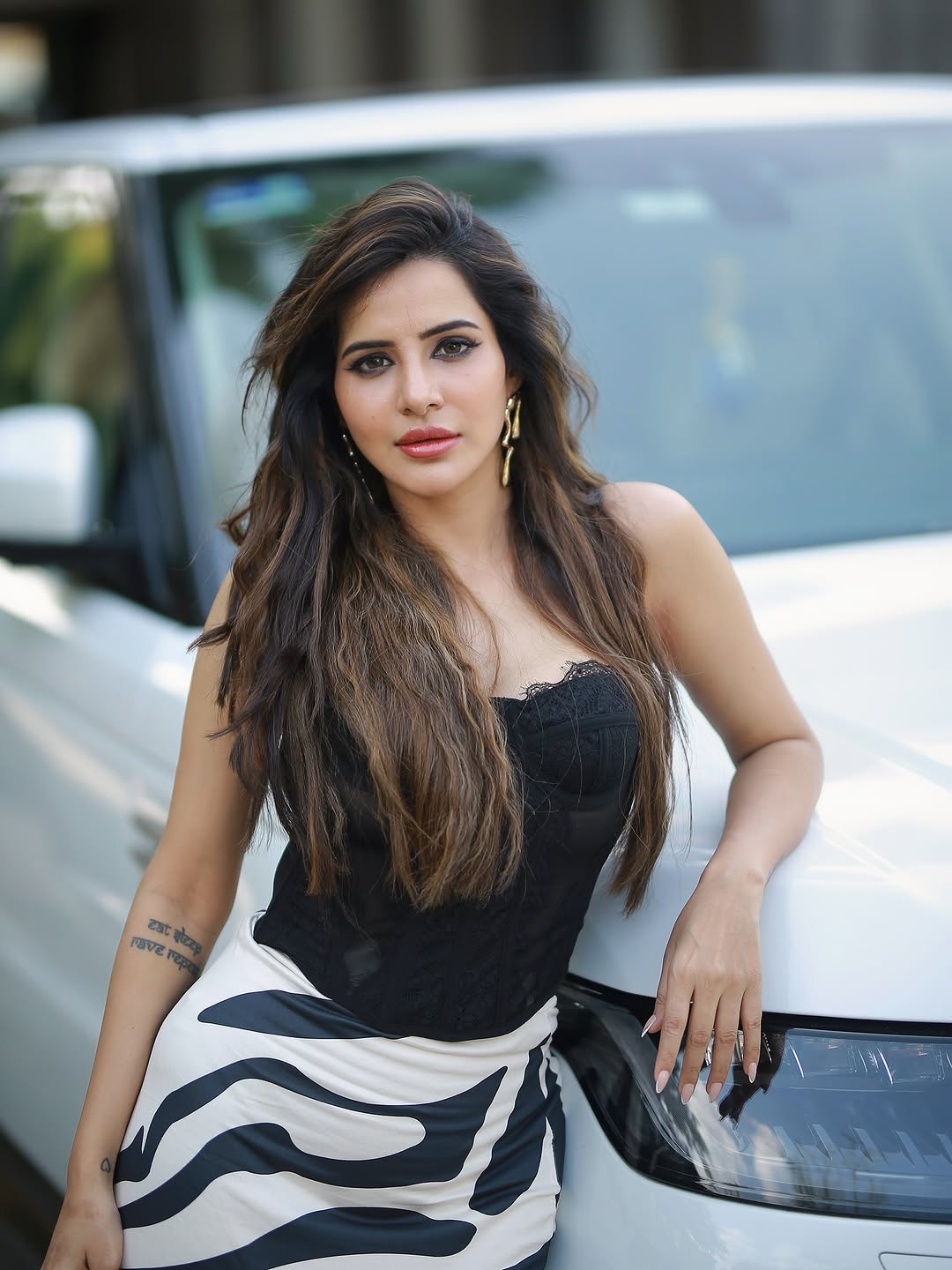 Actress Ashu Reddy Photo Gallery