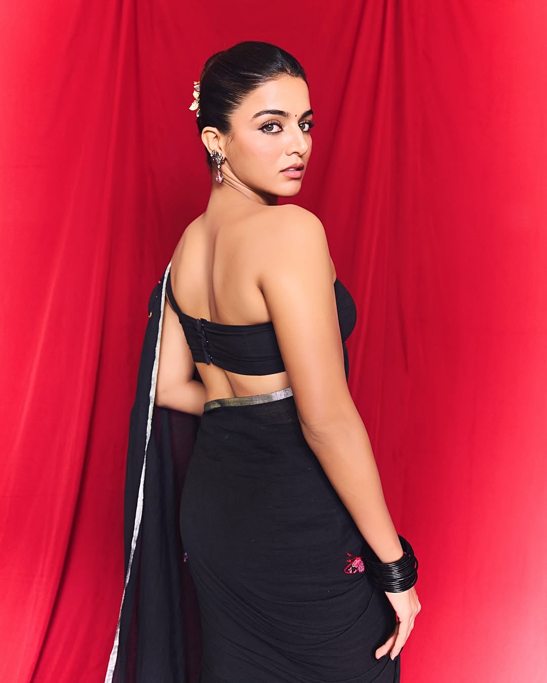 Wamiqa Gabbi Photo Gallery