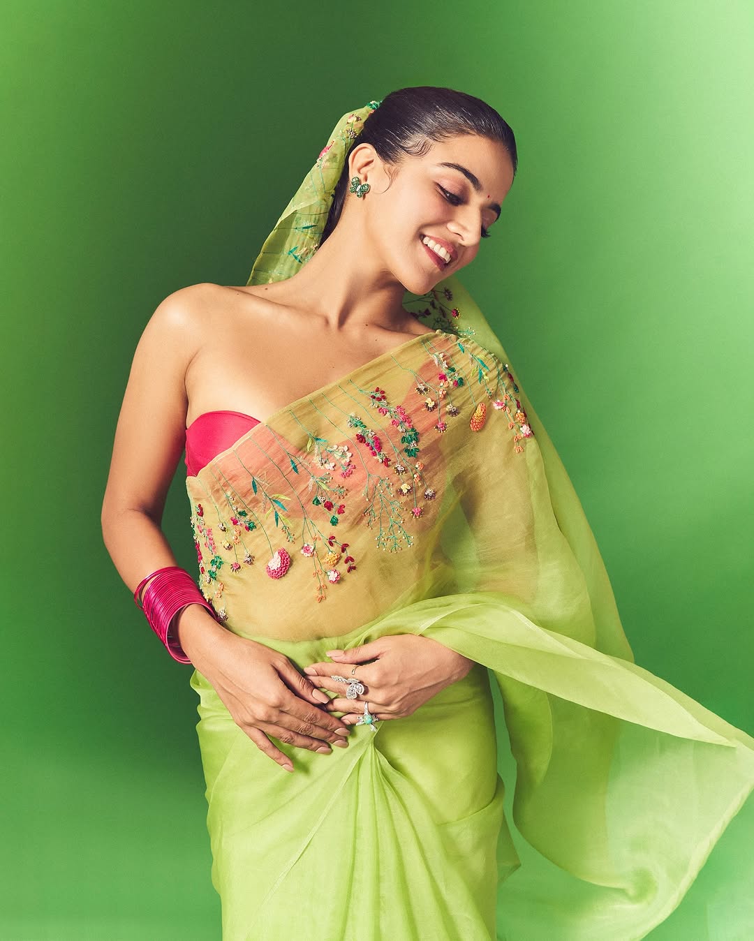 Wamiqa Gabbi Photo Gallery