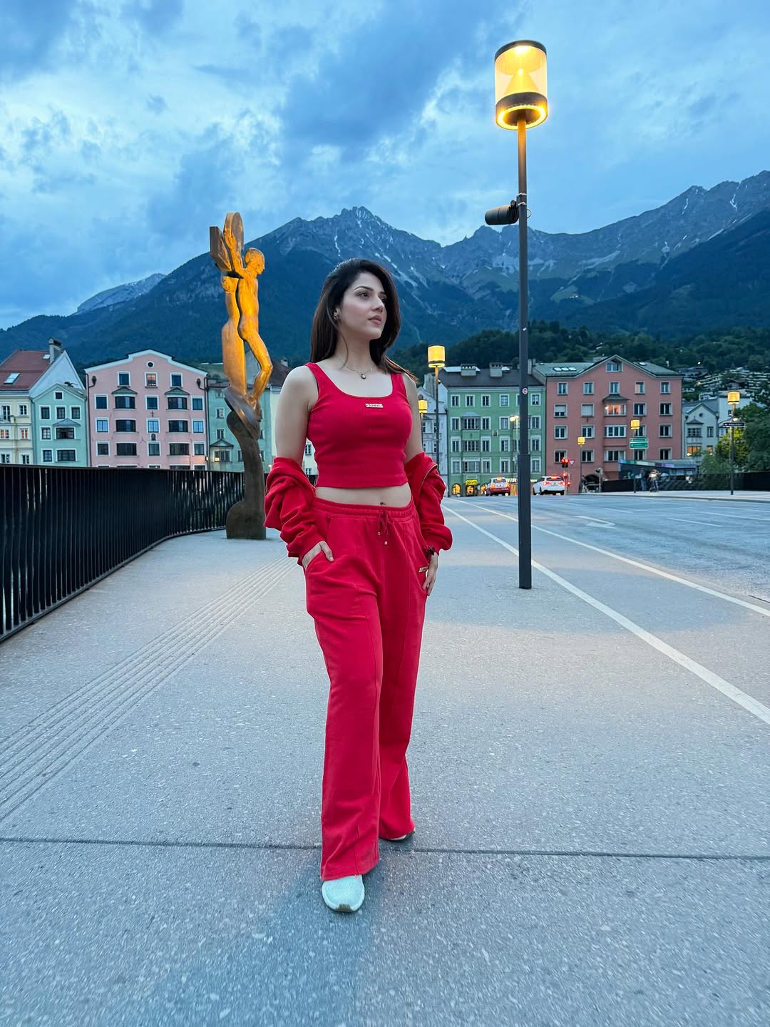 Mehareen Pirzada photo gallery