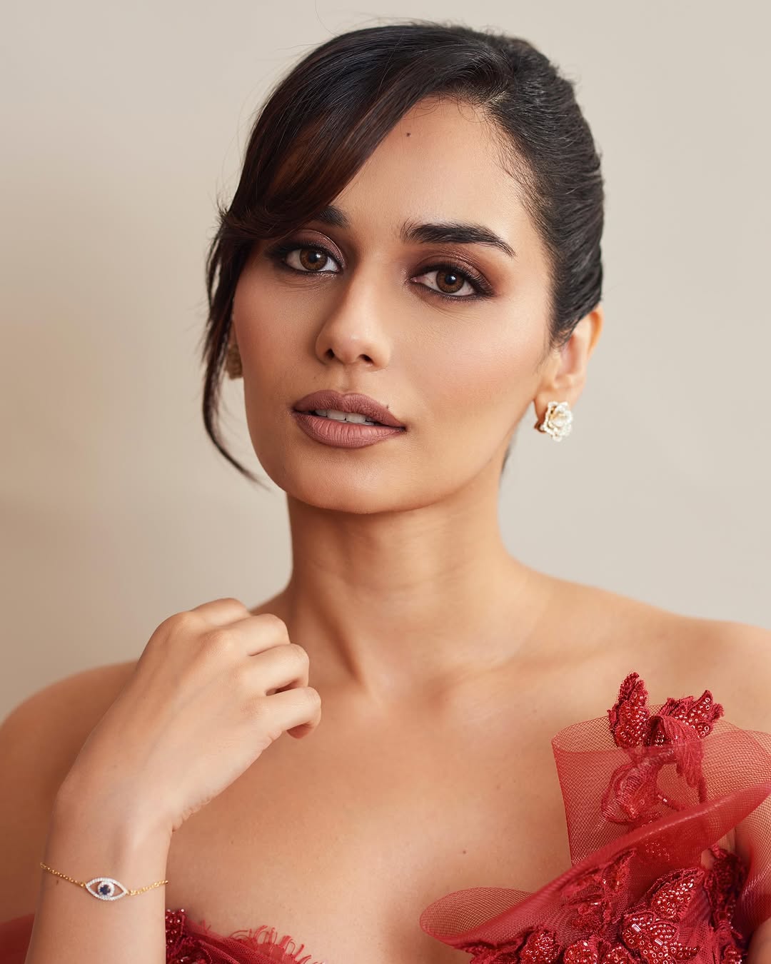 Manushi Chiller Photo Gallery