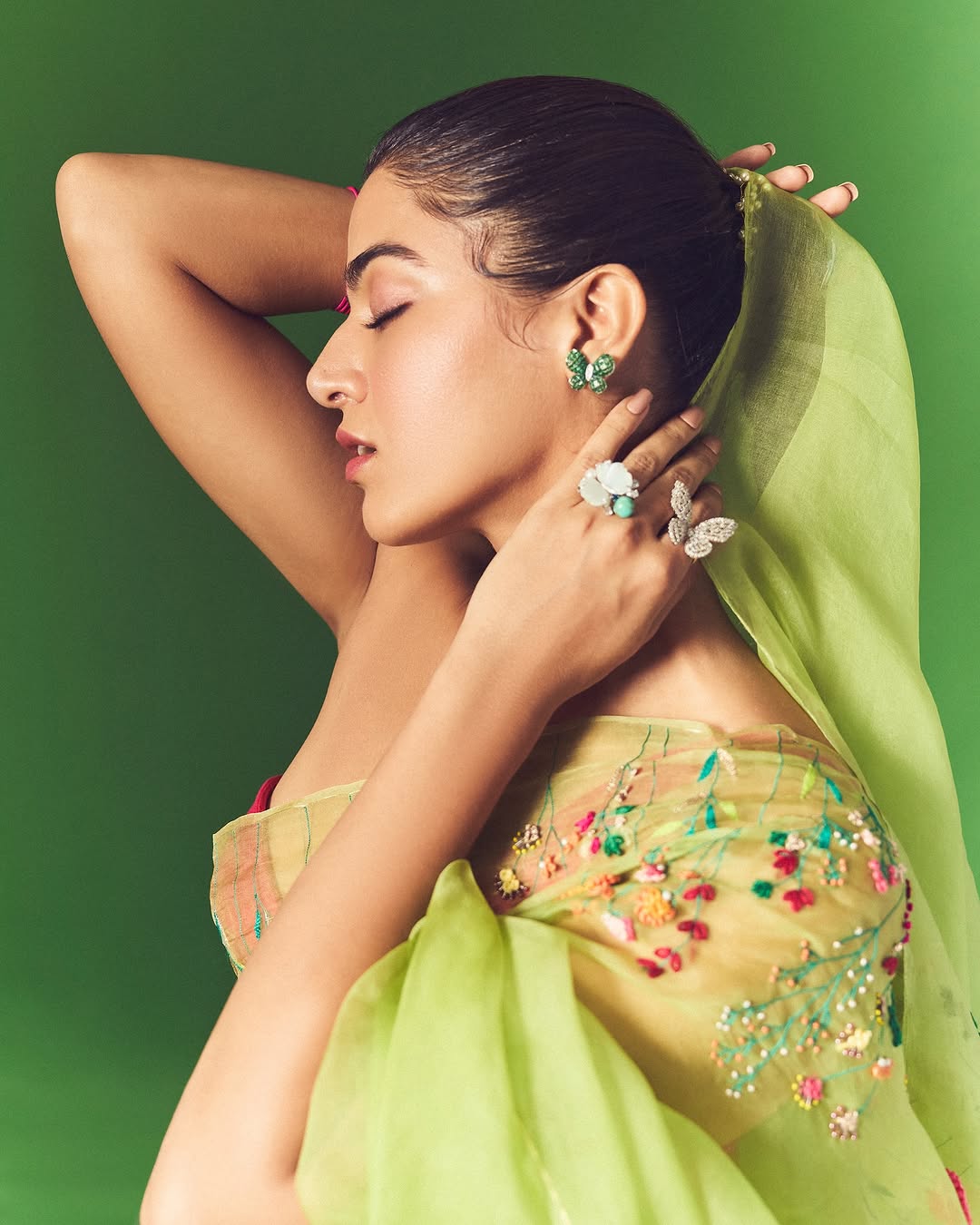 Wamiqa Gabbi Photo Gallery