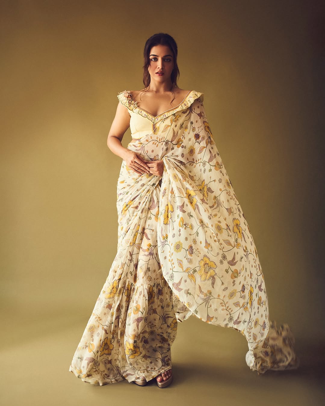 Wamiqa Gabbi Photo Gallery
