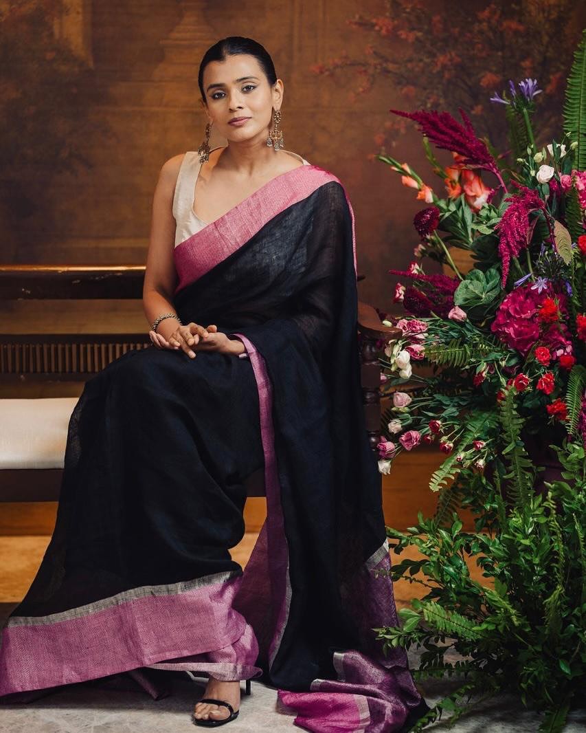 Hebah Patel Photo Gallery