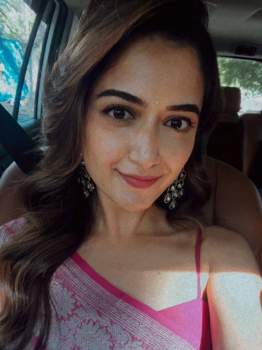 Ashika Ranganath (Source: Instragram) Actress Ashika Ranganath Photo Gallery